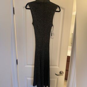 DKNY Elegant Black and Gold Maxi Dress